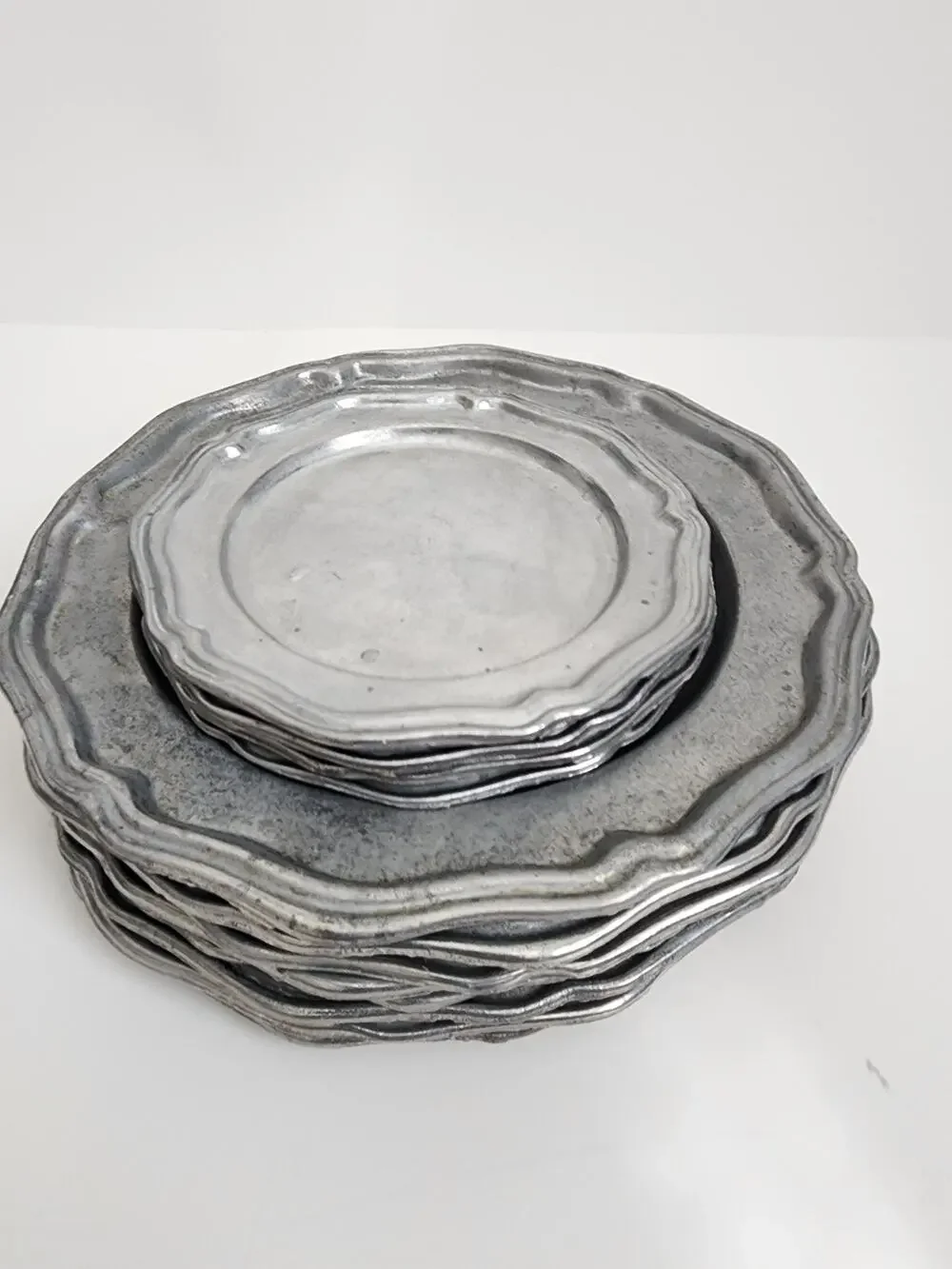 Vintage Crown Castle Ltd Pewter Plate 12 Pc Made in USA Dinner & Salad Plates
